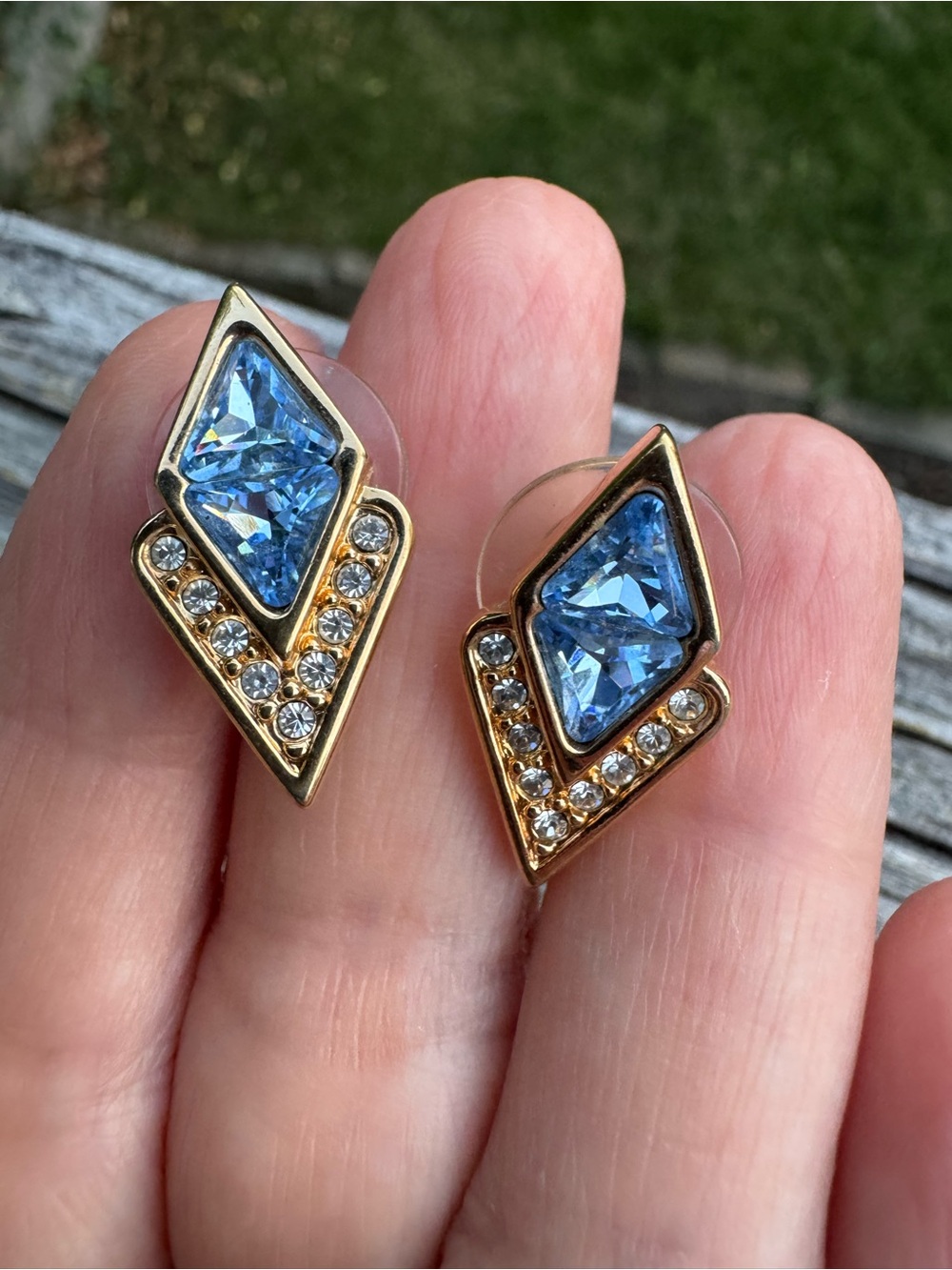 Swarovski Gold-Tone Blue Crystal Diamond Geometric Stud Earrings Vintage SAL